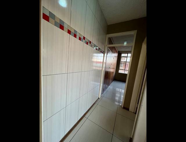 3 BEDROOM APARTMENT FOR SALE IN PRETORIA WEST